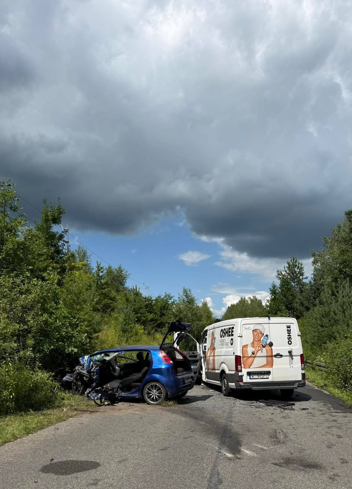 Sławków. Ul. Okradzionowska. Wypadek dwóch pojazdów. 6 sierpnia 2025.