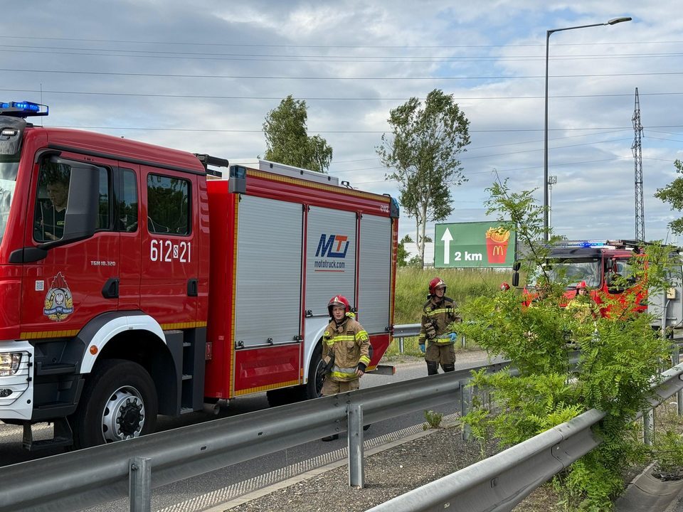 Sosnowiec. Dachowanie na drodze krajowej nr 94. 6 czerwca 2025
