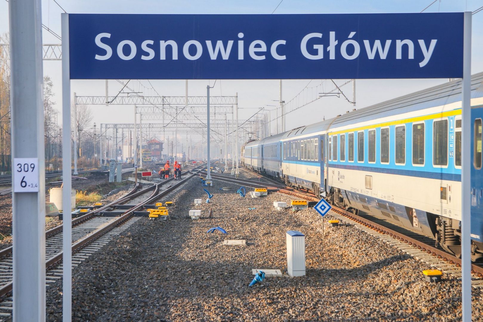 Sosnowiec. Dworzec kolejowy główny. Nowy peron nr 3 otwarty. 5 listopada 2025.