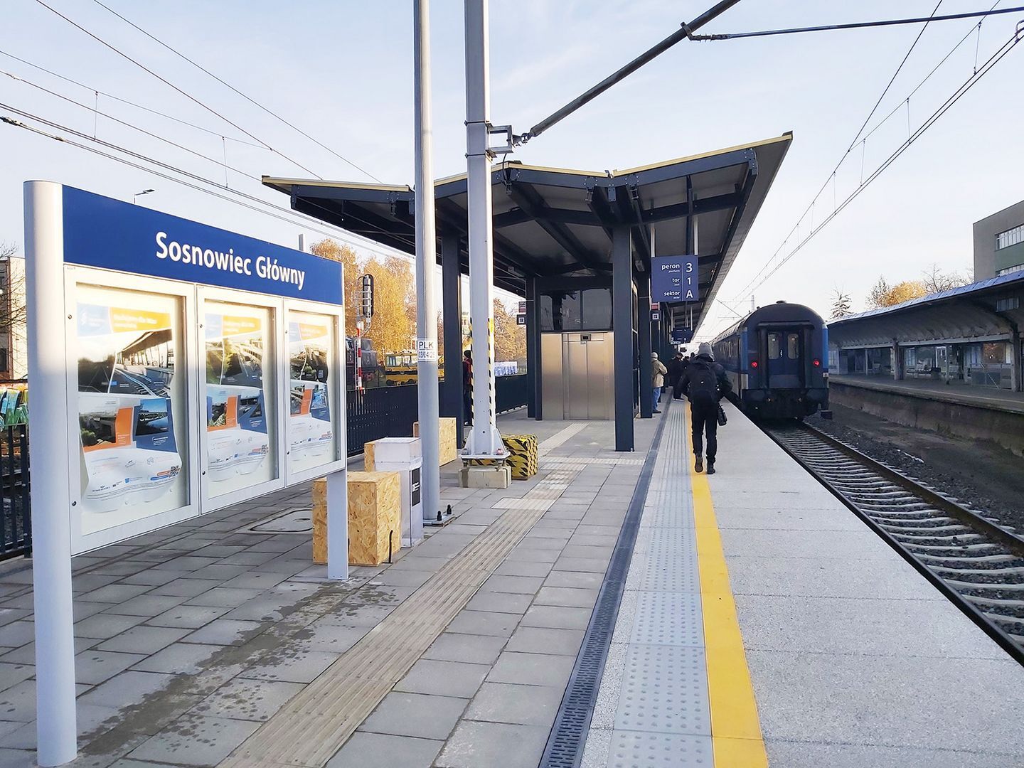 Sosnowiec. Dworzec kolejowy główny. Nowy peron nr 3 otwarty. 5 listopada 2025.