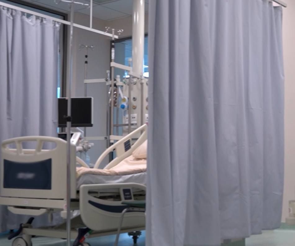 Sosnowiec-Klimontów. Centrum Zdrowia Dziecka i Rodziny im. Jana Pawła II. Otwarcie Lądowiska i Szpitalnego Oddziału Ratunkowego. 13 maja 2025.