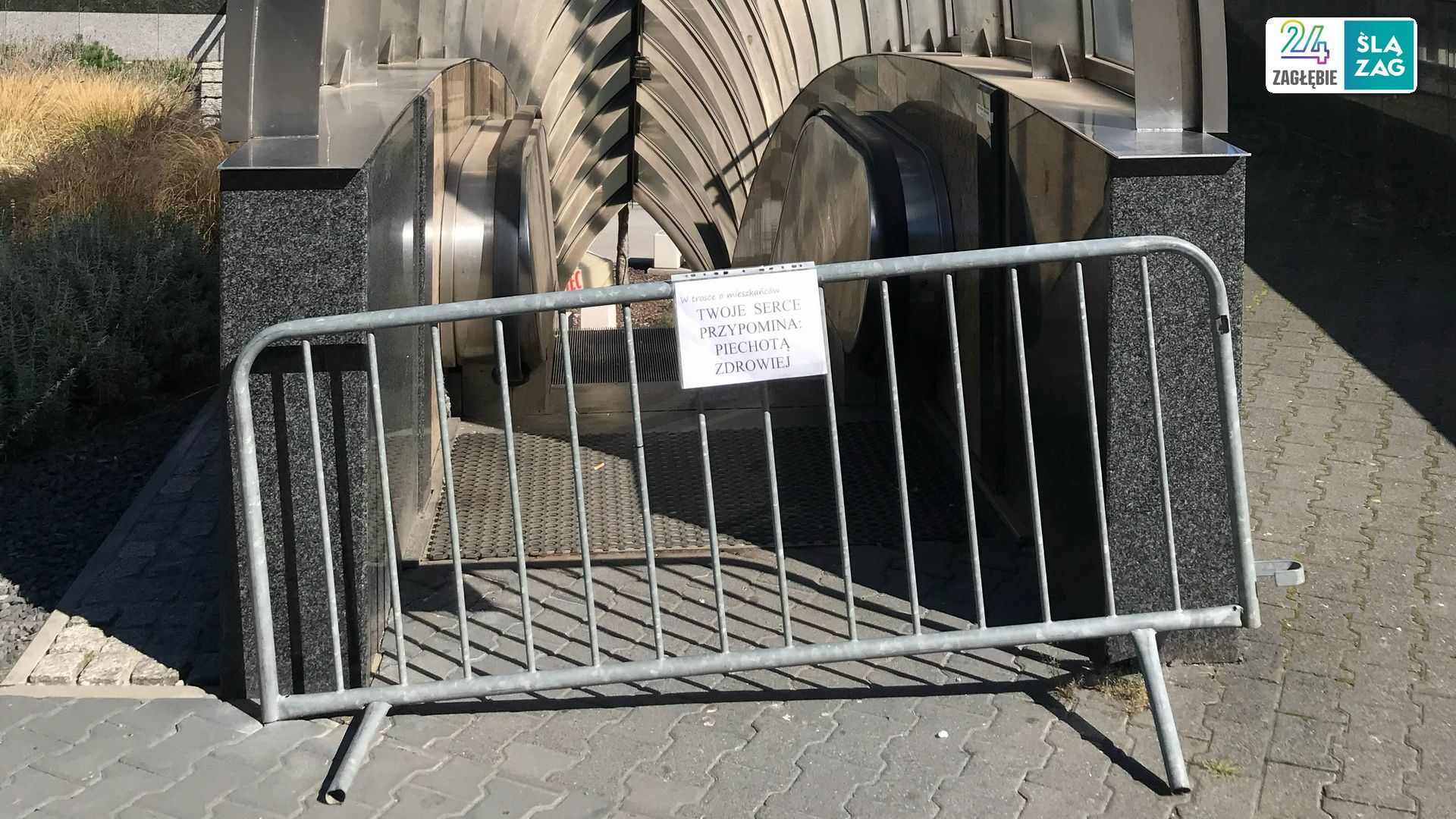 Sławetne, nieruchome od lutego schody na sosnowieckiej „Patelni”, będą znów ruchome. Rozpoczął się demontaż