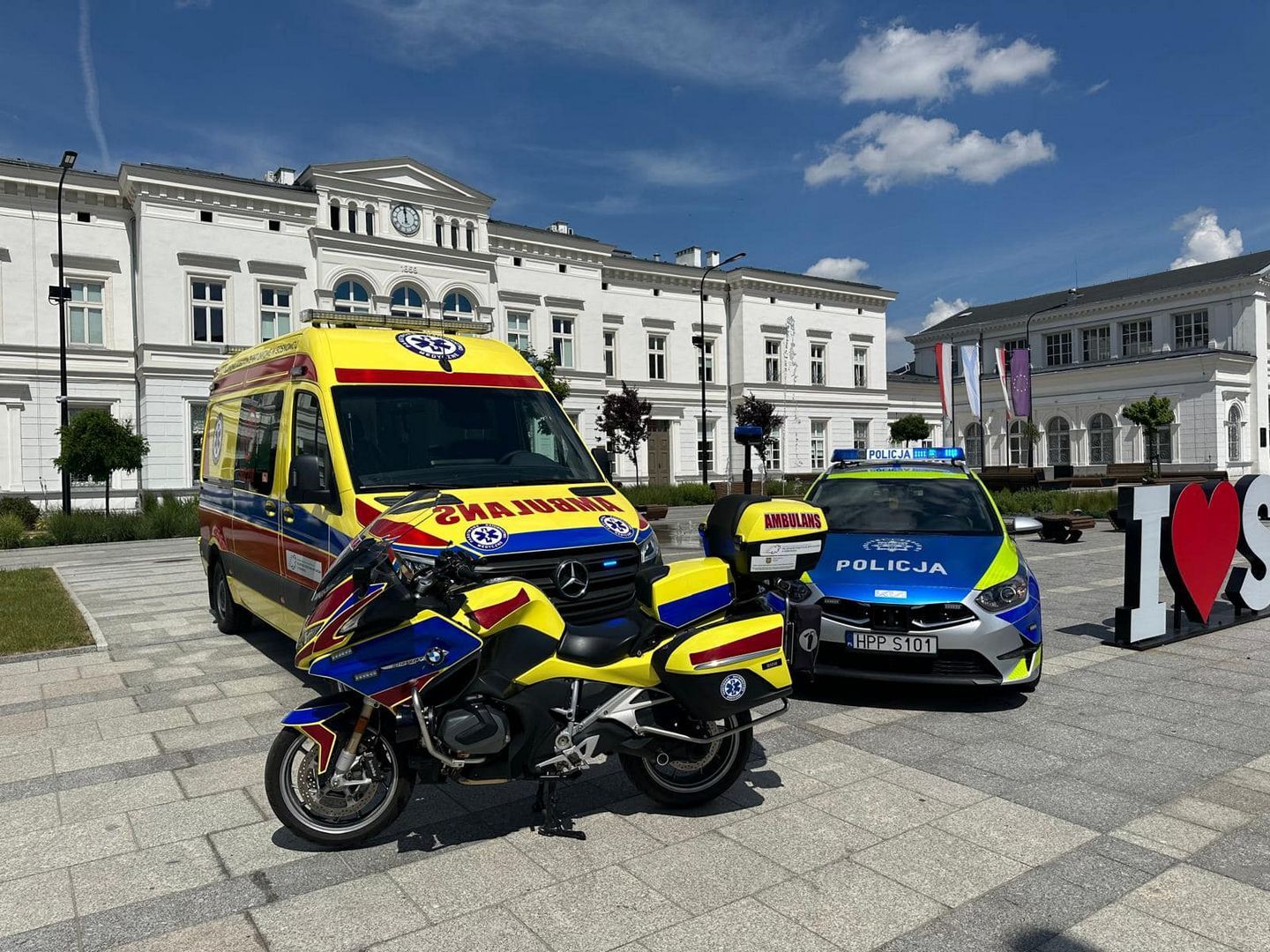 Motocykl ratunkowy Rejonowego Pogotowia Ratunkowego w Sosnowcu. Czerwiec 2024.