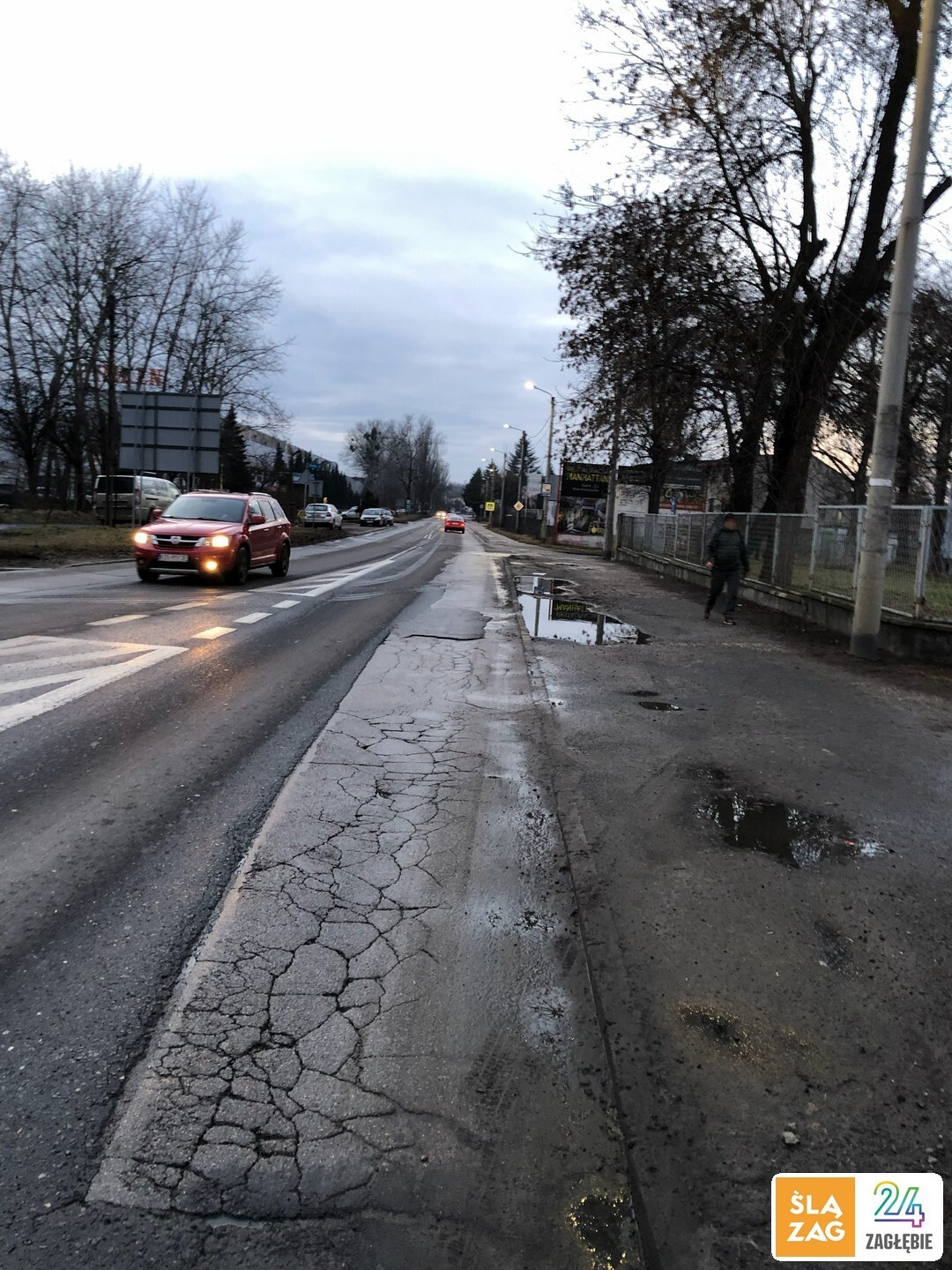 Sosnowiec-Rudna. Ulica Stefana Roweckiego „Grota”. Widok w stronę Czeladzi. 24 lutego 2026