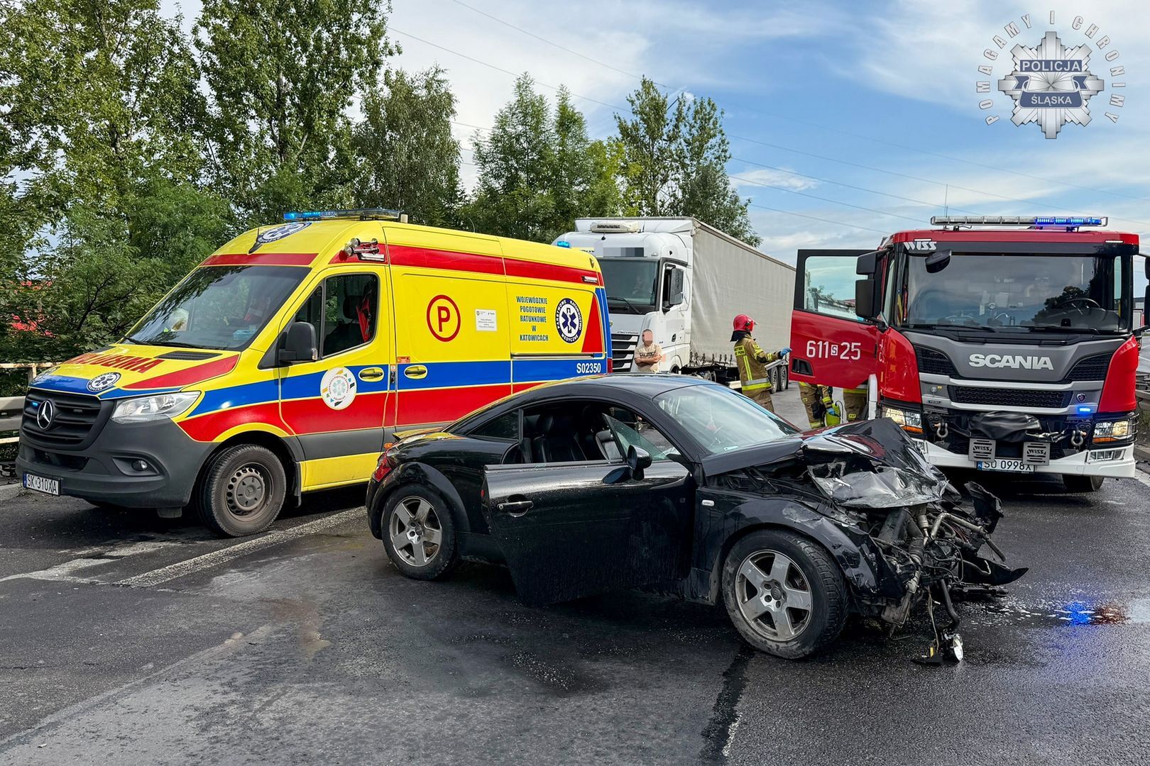 Droga ekspresowa S1 w Sosnowcu, w kierunku Dąbrowy Górniczej. Zderzenie dwóch Audi. 1 sierpnia 2025.