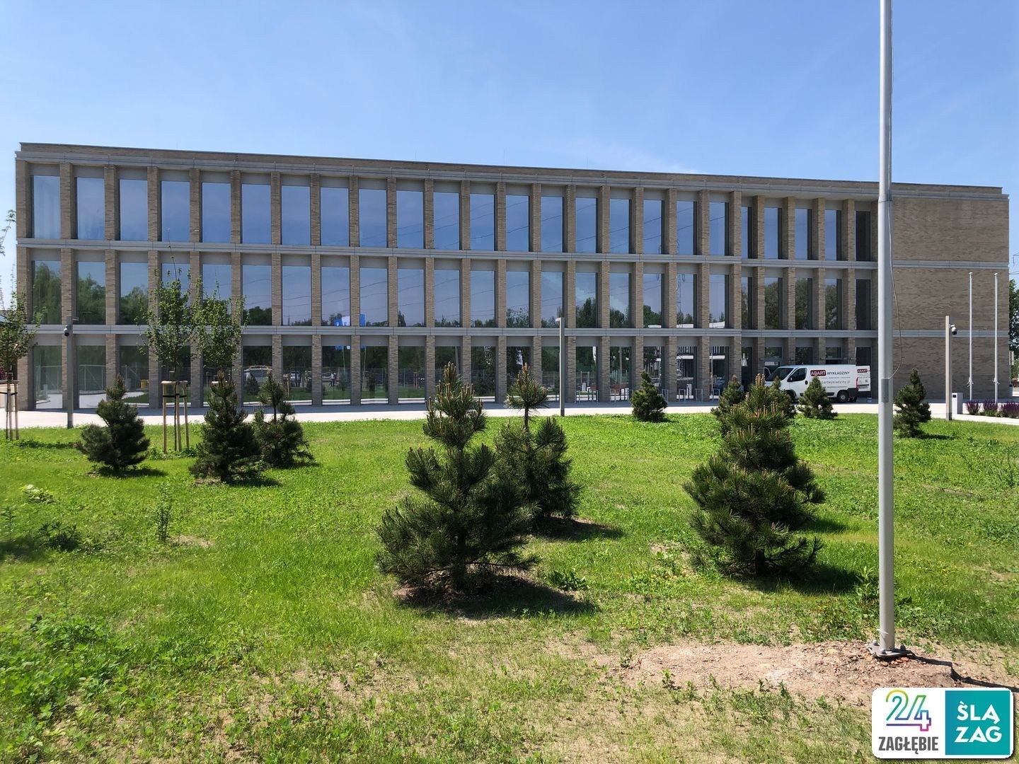 Sosnowiec-Sielec. Nowa siedziba Sądu Rejonowego przy ulicy Kombajnistów 78. 18 czerwca 2025.