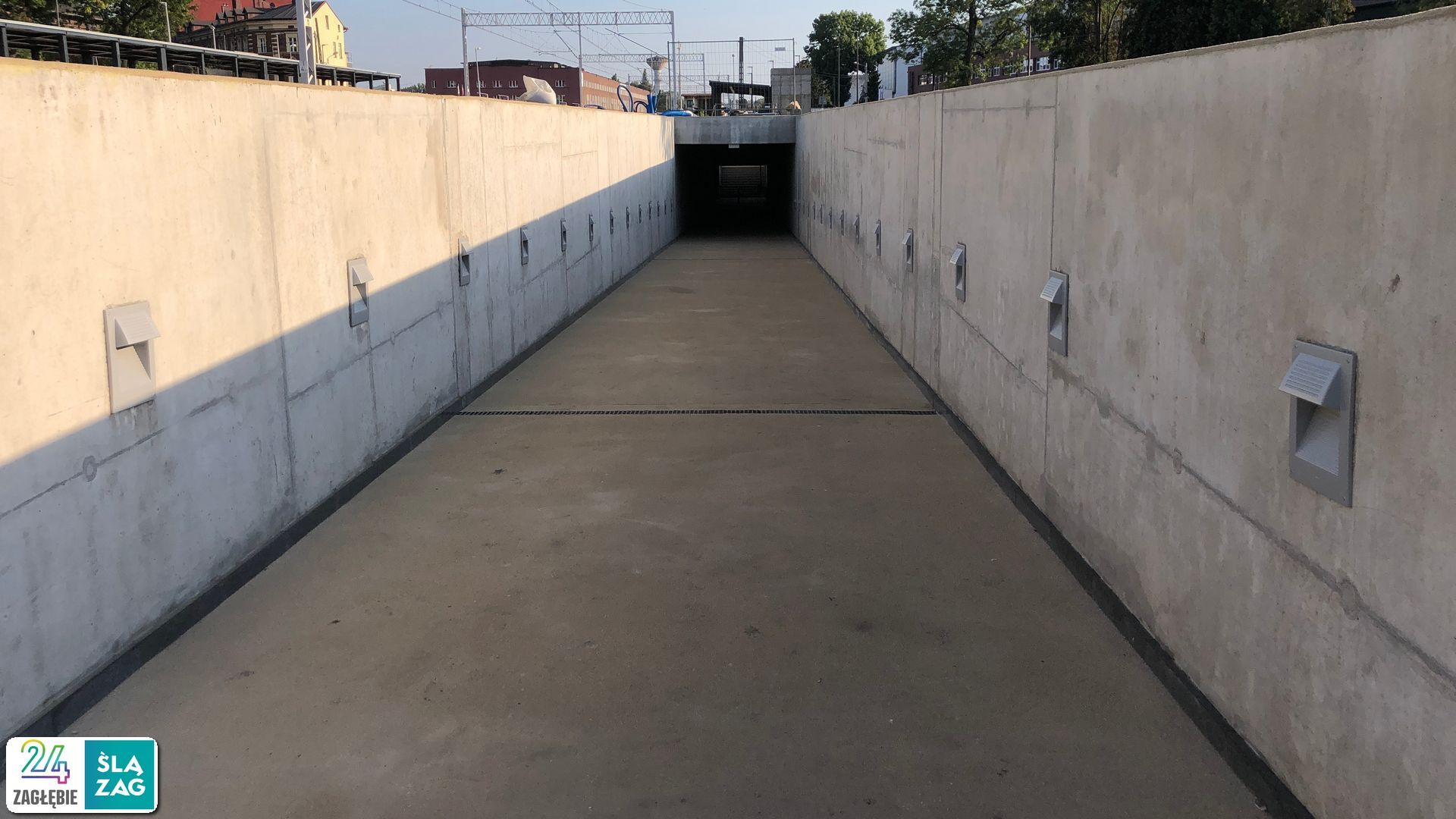 Sosnowiec. Tunel pieszo-rowerowy pod torami między Konstantynowem a Środulką. 13 sierpnia 2025.