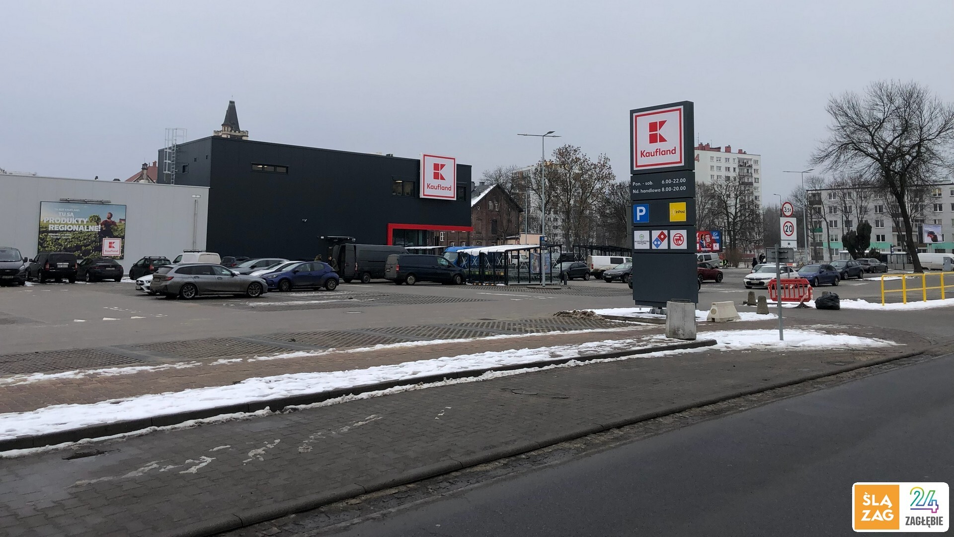 Sosnowiec. Nowy supermarket »Kaufland« przy ulicy 1 Maja na dzień przed otwarciem. 17 lutego 2026