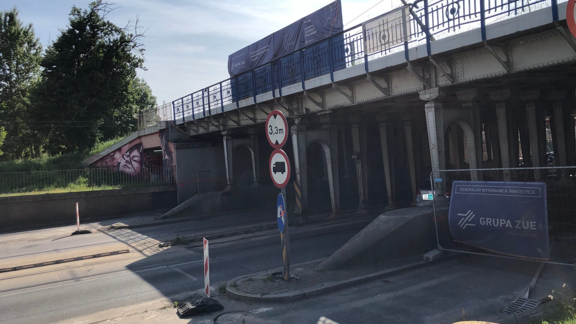 Sosnowiec. Od soboty czekają nas największe jak dotąd korki? Zamknięcie ruchu ulicą Piłsudskiego pod wiaduktem kolejowym – odcinek serialu trzeci, nieostatni.