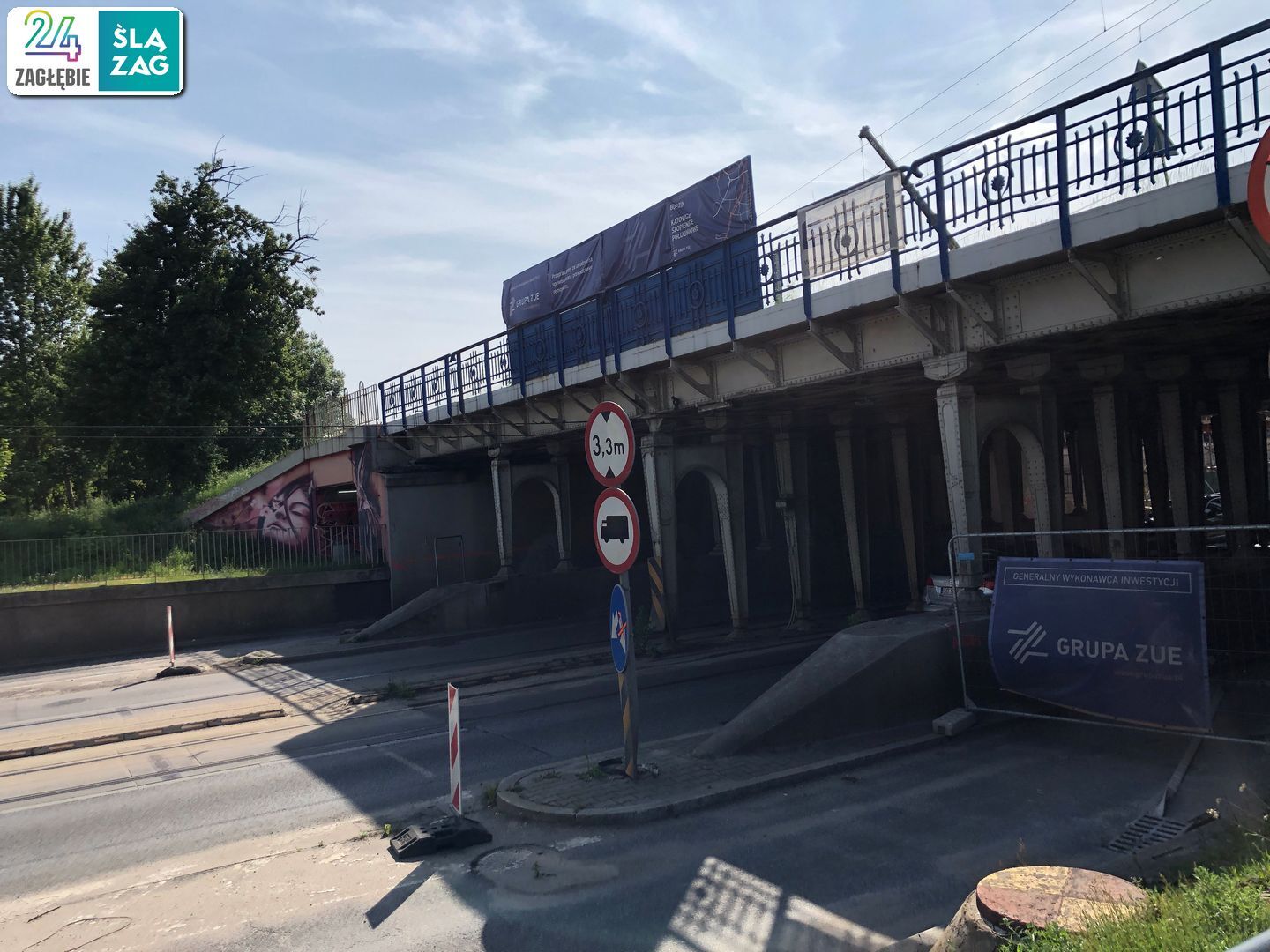 Sosnowiec. Wiadukt nad ulicą Józefa Piłsudskiego po rozbiórce połowy obiektu. 4 czerwca 2025.