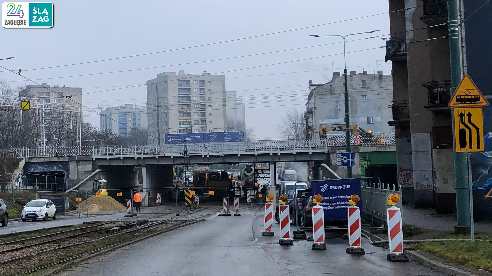 Sosnowiec. Ulica Józefa Piłsudskiego. Wiadukt kolejowy na dwa dni przed przywróceniem ruchu. 11 grudnia 2025.