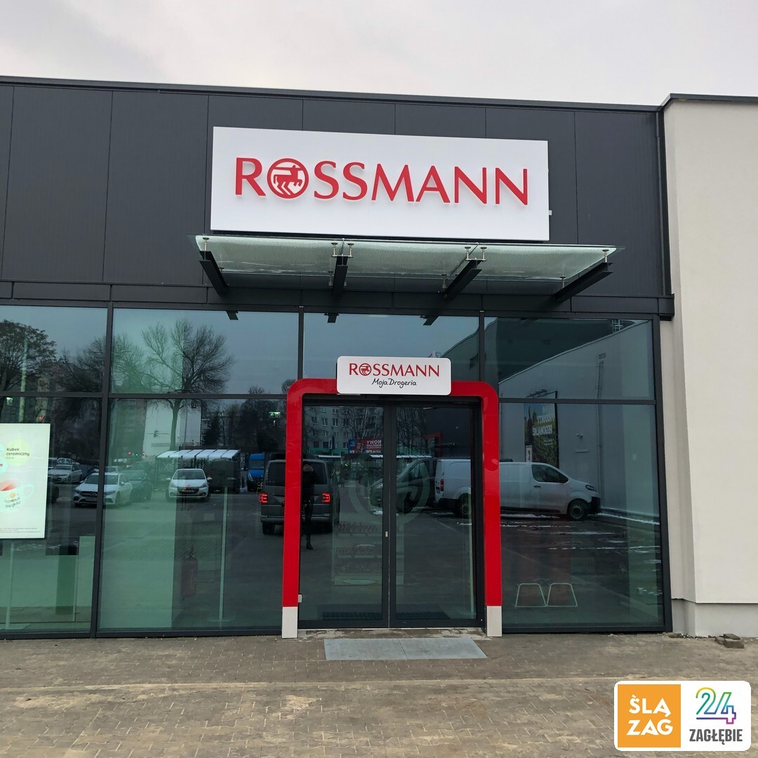 Sosnowiec. »Rossmann« przy ulicy Partyzantów na dwa dni przed otwarciem. 17 lutego 2026