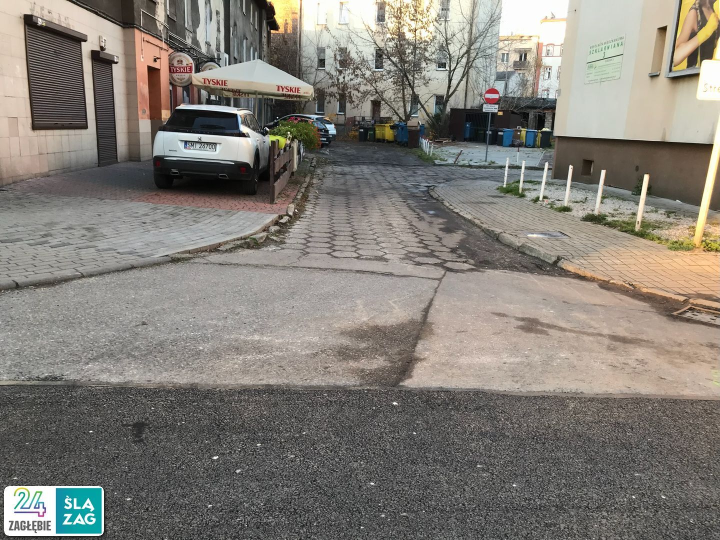 Sosnowiec. Ulica Szklarniana – remont jezdni i chodnika. 6 listopada 2025.