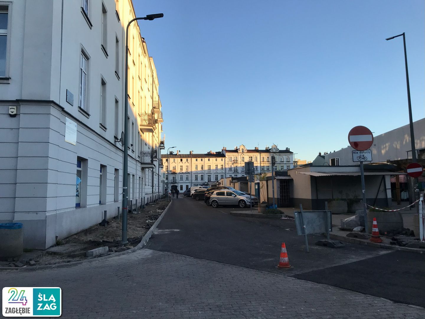 Sosnowiec. Ulica Szklarniana – remont jezdni i chodnika. 6 listopada 2025.