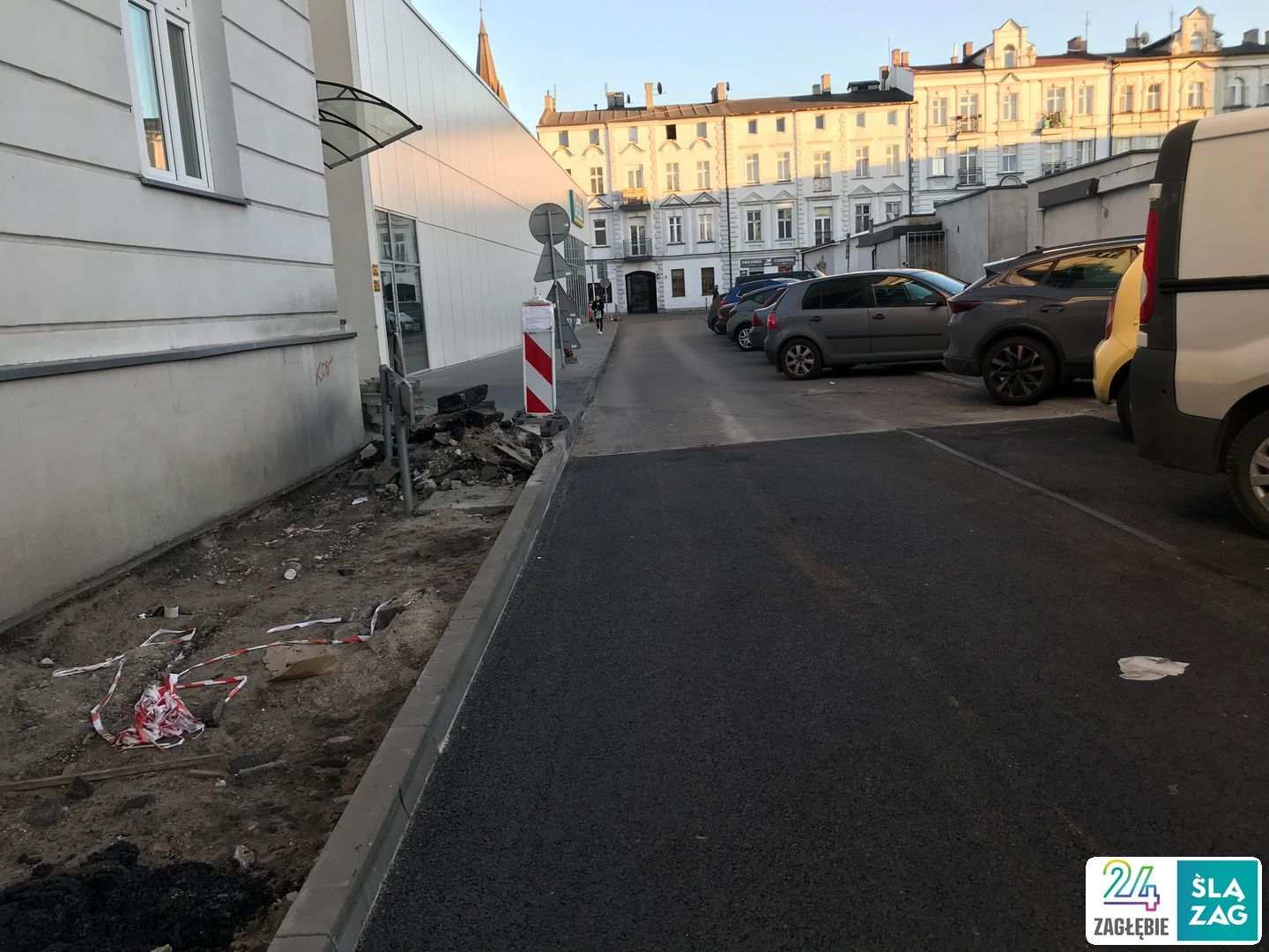 Sosnowiec. Ulica Szklarniana – remont jezdni i chodnika. 6 listopada 2025.