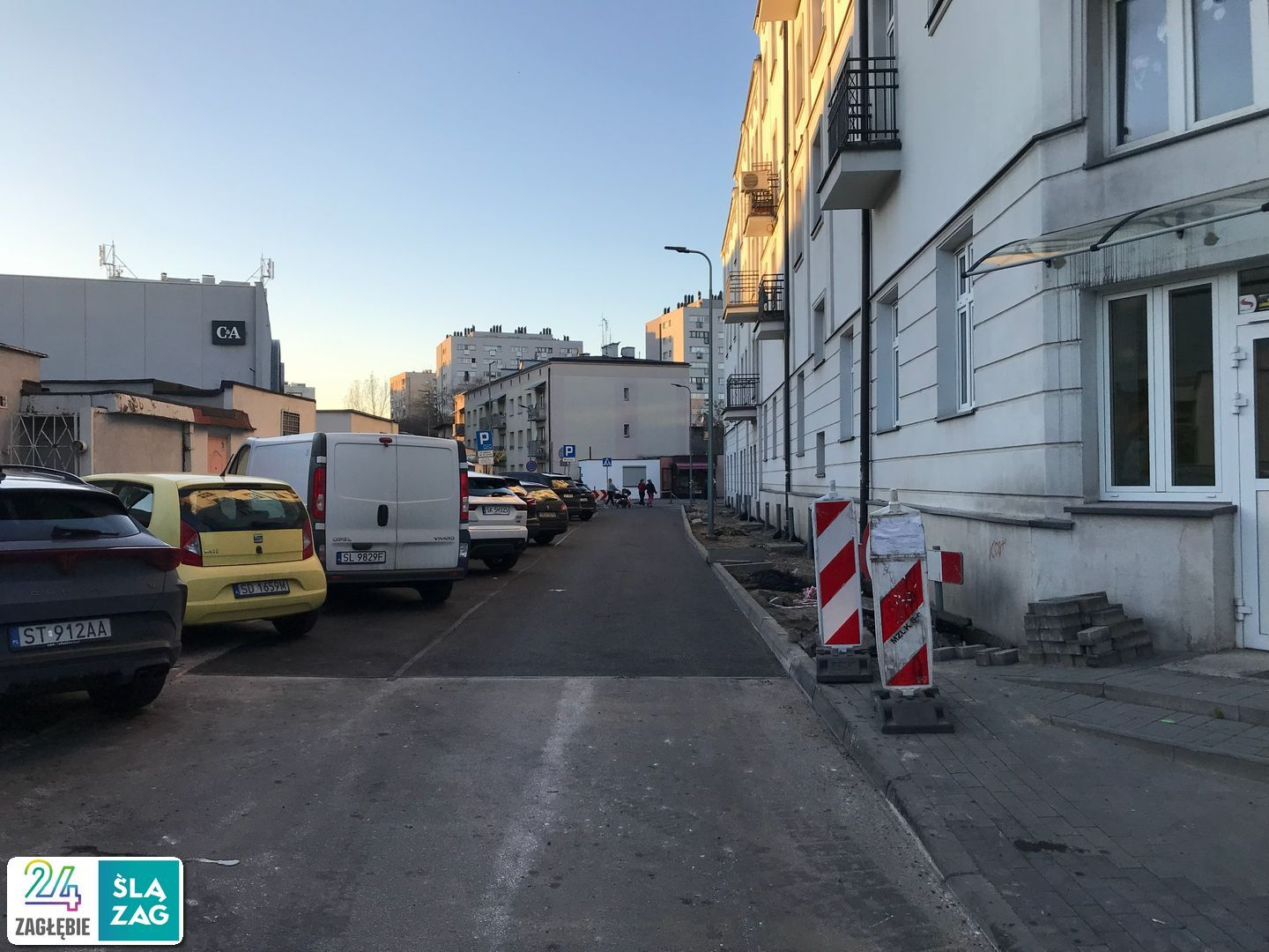 Sosnowiec. Ulica Szklarniana – remont jezdni i chodnika. 6 listopada 2025.