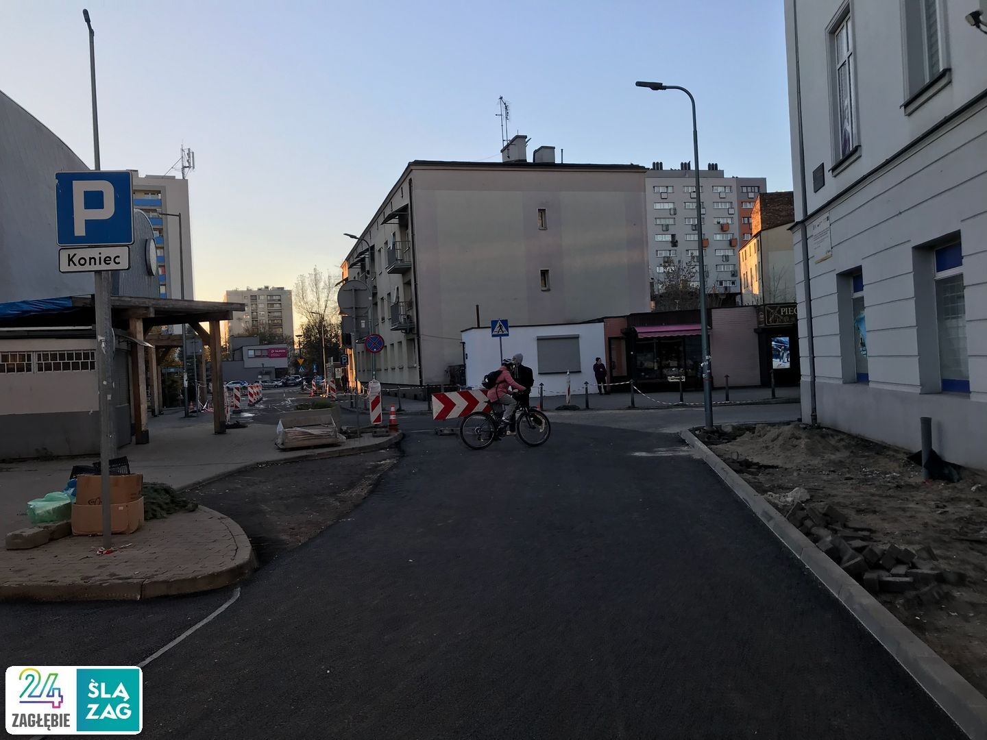 Sosnowiec. Ulica Szklarniana – remont jezdni i chodnika. 6 listopada 2025.