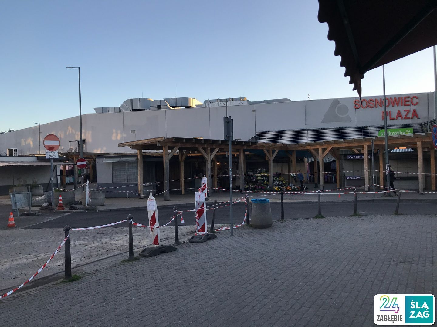 Sosnowiec. Ulica Szklarniana – remont jezdni i chodnika. 6 listopada 2025.