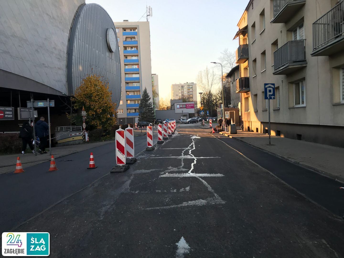 Sosnowiec. Ulica Szklarniana – remont jezdni i chodnika. 6 listopada 2025.