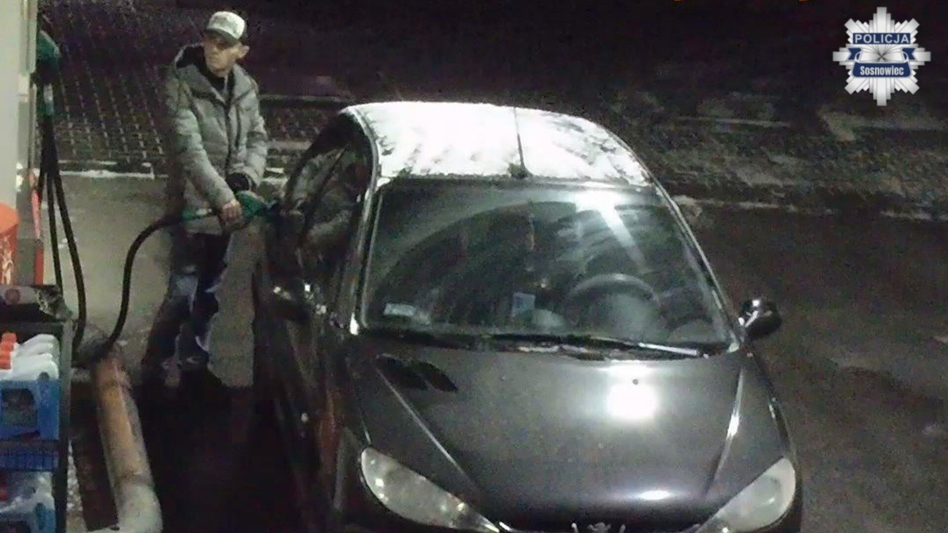 Ukradł paliwo. Na samochodzie miał kradzione tablice rejestracyjne, ale monitoring uwiecznił twarz. Rozpoznajecie go?
