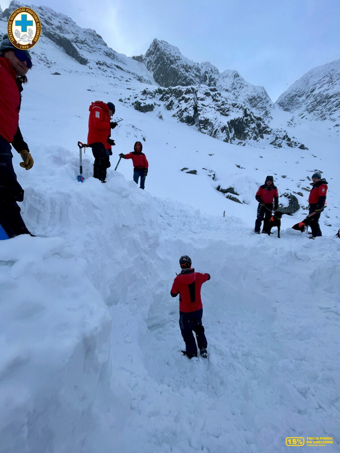 Tatry. Turysta z Sosnowca zginął pod lawiną śnieżną. 15 lutego 2026