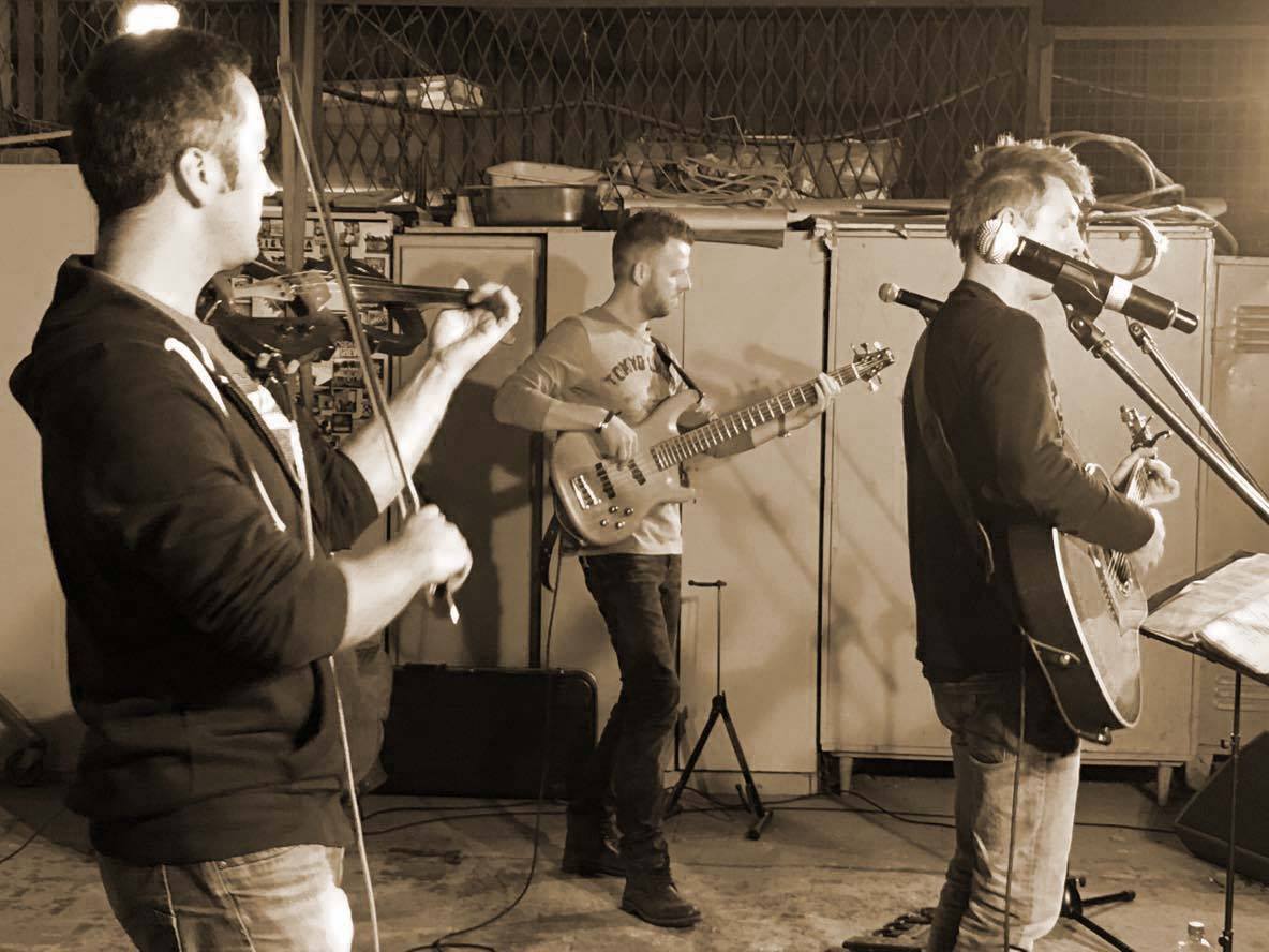Zespół Bez Paniki. Koncert.
