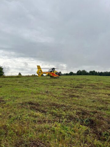 Chruszczobród. Akcja ratunkowa po wypadku w czasie rajdu rowerowego. 14 września 2025. Chruszczobród. Akcja ratunkowa po wypadku w czasie rajdu rowerowego. 14 września 2025.