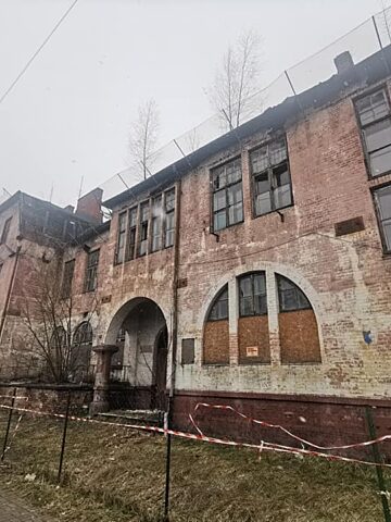 Czeladź. Dom Ludowy przy ulicy 21 Listopada. Stan na rok 2023. Czeladź. Dom Ludowy przy ulicy 21 Listopada. Stan na rok 2023.