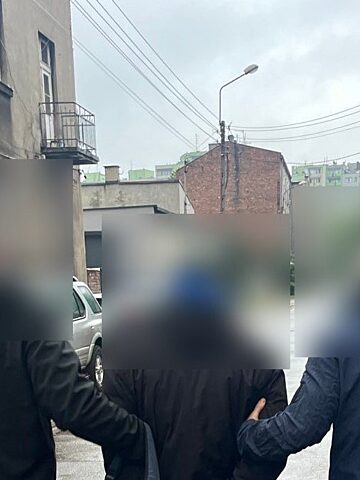 Sosnowiec. Adam B. ujęty, skazany za rozbój 23 listopada 2022 roku. Grudzień 2022. Sosnowiec. Adam B. ujęty, skazany za rozbój 23 listopada 2022 roku. Grudzień 2022.