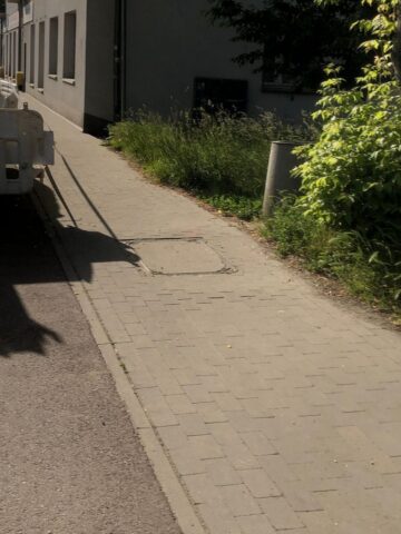 Sosnowiec-Pogoń. Ziemne roboty przy instalacji gazociągu przy ul. Stefana Roweckiego „Grota”. 27 maja 2025. Sosnowiec-Pogoń. Ziemne roboty przy instalacji gazociągu przy ul. Stefana Roweckiego „Grota”. 27 maja 2025.