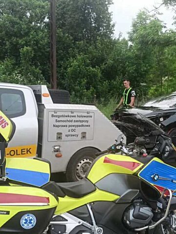 Sosnowiec-Porąbka. Ulica K.W.K. „Kazimierz-Juliusz”. Zderzenie czołowe. 10 czerwca 2025. Sosnowiec-Porąbka. Ulica K.W.K. „Kazimierz-Juliusz”. Zderzenie czołowe. 10 czerwca 2025.