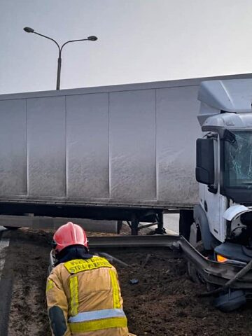 Sosnowiec. Wypadek na S86. 25 lutego 2025. Sosnowiec. Wypadek na S86. 25 lutego 2025.