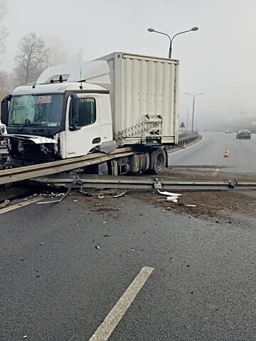 Sosnowiec. Wypadek na S86. 25 lutego 2025. Sosnowiec. Wypadek na S86. 25 lutego 2025.