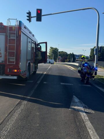 Stary Sosnowiec. Węzeł S86 i ulic Józefa Piłsudskiego i Krzysztofa Baczyńskiego. Wypadek motocyklisty i samochodu. 1 sierpnia 2025. Stary Sosnowiec. Węzeł S86 i ulic Józefa Piłsudskiego i Krzysztofa Baczyńskiego. Wypadek motocyklisty i samochodu. 1 sierpnia 2025.