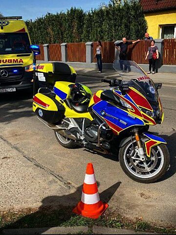 Sosnowiec-Zagórze. Wypadek przy ulicy Karola Szymanowskiego – zderzenie ze słupem. 17 kwietnia 2025. Sosnowiec-Zagórze. Wypadek przy ulicy Karola Szymanowskiego – zderzenie ze słupem. 17 kwietnia 2025.