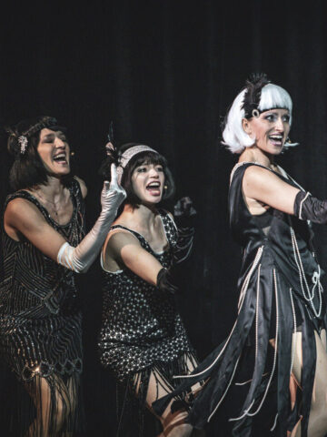 Teatr Zagłębia w Sosnowcu. Kadr ze spektaklu "Filmofonie. Koncert piosenek filmowych". 16 czerwca 2024. Teatr Zagłębia w Sosnowcu. Kadr ze spektaklu "Filmofonie. Koncert piosenek filmowych". 16 czerwca 2024.