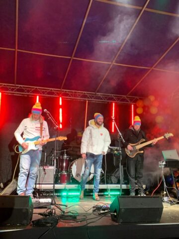 Koncert zespołu „Mocno Popularni” w Wiśle. Styczeń 2023.3 01 Koncert zespołu „Mocno Popularni” w Wiśle. Styczeń 2023.3 01