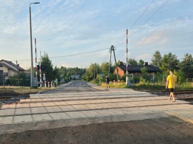 Przejazd w Piekle przed terminem. wkrótce – Strzemieszyce Dabrowa Gornicza Pieklo Przejazd Kolejowy Remont Zrodlo UM DG 2025 07 07 01