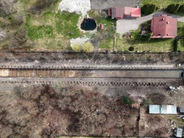 Dąbrowa Górnicza-Strzemieszyce Wielkie. Budowa zbiornika retencyjnego wody opadowej z DK94 przy ulicy Oddziału AK Ordona. 25 marca 2026 Dąbrowa Górnicza-Strzemieszyce Wielkie. Budowa zbiornika retencyjnego wody opadowej z DK94 przy ulicy Oddziału AK Ordona. 25 marca 2026