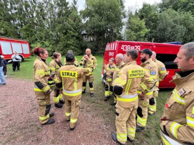 Alarm pogodowy w woj. śląskim. Najwyższy stopień ostrzeżeń Ewakuacja obozu harcerskiego w Ustroniu