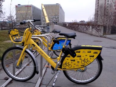 10 lat historii miejskich rowerów w Katowicach Metrorower stacja Katowice