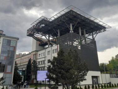 Lądowisko LPR oraz nowy SOR w centrum pediatrii w Sosnowcu Sosnowiec-Klimontów. Centrum Zdrowia Dziecka i Rodziny im. Jana Pawła II. Otwarcie Lądowiska i Szpitalnego Oddziału Ratunkowego. 13 maja 2025.