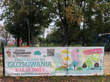 XII Budżet Obywatelski w Sosnowcu (2026). Baner w parku w Milowicach. 6 października 2025. XII Budżet Obywatelski w Sosnowcu (2026). Baner w parku w Milowicach. 6 października 2025.