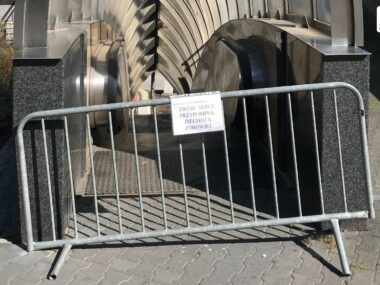 Sosnowiec. Nieruchome schody na „Patelni” będą znów ruchome Sosnowiec. Plac Stulecia („Patelnia”). Nieruchome schody ruchome. 21 września 2025.