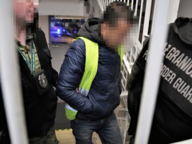 Placówka Straży Granicznej w Sosnowcu. Zatrzymanie Kolumbijczyków nielegalnie pracujących w powiecie będzińskim, Listopad 2025. Placówka Straży Granicznej w Sosnowcu. Zatrzymanie Kolumbijczyków nielegalnie pracujących w powiecie będzińskim, Listopad 2025.