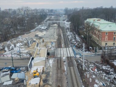Sosnowiec. Przebudowa linii kolejowej e65. Wiadukt nad ulicą Stefana Żeromskiego. 20 lutego 2026 Sosnowiec. Przebudowa linii kolejowej e65. Wiadukt nad ulicą Stefana Żeromskiego. 20 lutego 2026