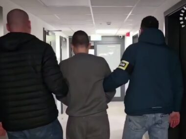 Na Wspólnej. Świadek przejął dwuletnie dziecko od mordercy! Sosnowiec. Mateusz Sz. – podejrzany o zabójstwo swojej żony Pauliny na oczach dziecka – zatrzymany. 26 lutego 2025.