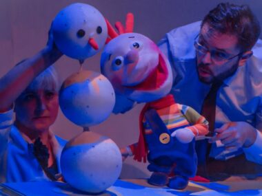 Spektakl „Hopla! Jesień, zima, wiosna!”. «Teatr Dzieci Zagłębia» im. Jana Dormana w Będzinie zaprasza 20 grudnia 2025. Spektakl „Hopla! Jesień, zima, wiosna!”. «Teatr Dzieci Zagłębia» im. Jana Dormana w Będzinie zaprasza 20 grudnia 2025.