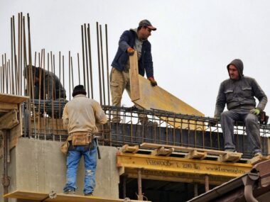 Firma zatrudniała 274 cudzoziemców. Legalnie… jednego! Firma zatrudniała 274 cudzoziemców. Legalnie… jednego!