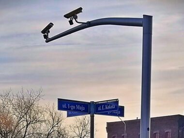 Będzie 10 skrzyżowań z "RedLight", w tym kilka w śląskim Nowy #RedLight w Śląskiem. Kierowcy muszą uważać